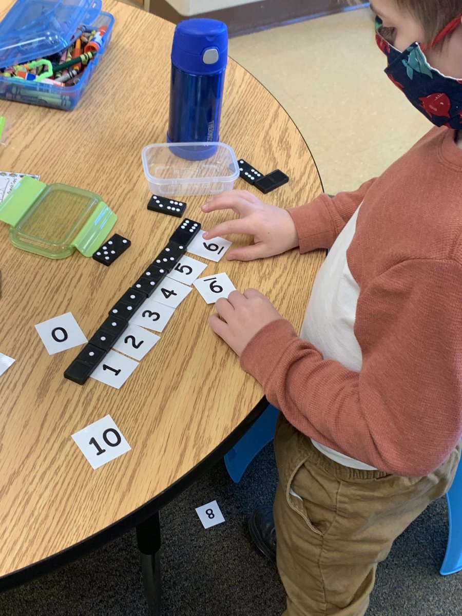 Brookslvsbooks's tweet photo. First day back from break, but you wouldn’t even know it. These Kinder’s are rocking math workshop! ⁦@_MerriamPark⁩ ⁦@theSMSD⁩ #KnowledgeIsPower #LearningNeverStops https://t.co/o9BCgACxgO