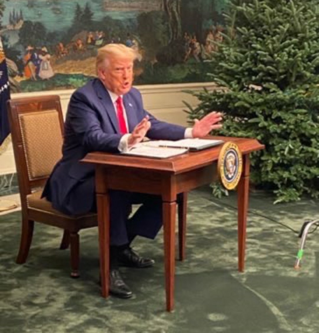 LouMagel's tweet image. #BitchButton and #TinyTable in the same week!