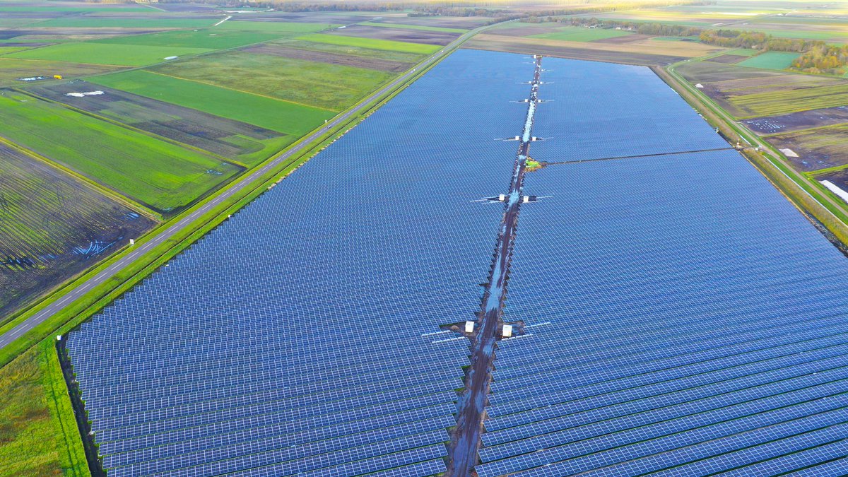 Chint Solar completes 3 solar parks: Northern Netherlands welcomes 152 MW solar panels

Chint Solar Nederland has announced the successful completion of 3 solar parks in Drenthe and Groningen. ...

energy.chint.com/en/index.php/n…