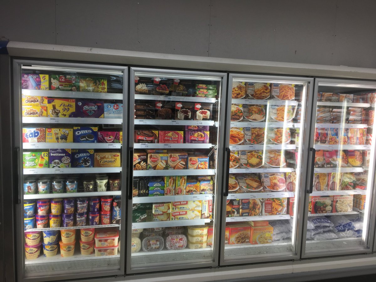 Fully merchandised frozen food freezer now complete <a href="/DonaldsIces/">Donald's Cream Ices</a>  Tidy and clean freezer = better sales!!
#tidyfreezer #frozenfooddisplay #inverclyde #frozenfoodwholesale