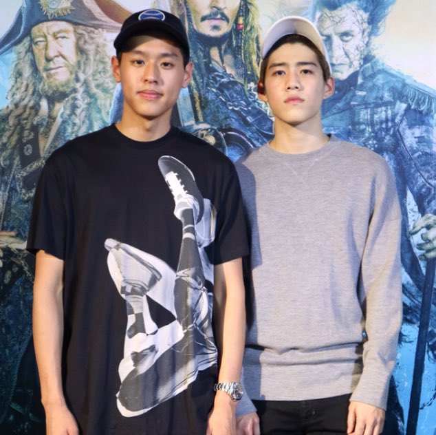 Recollectionof2's tweet image. ดูหนังรอบpressกัน มีนา60 beauty&amp;amp;thebeast และ พ.ค.60 pirates ดูก็รู้ว่าไม่ได้นัดกัน