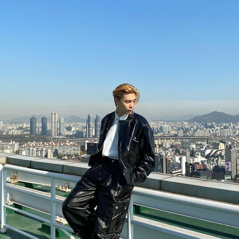 💟💟🧏🏻‍♀️