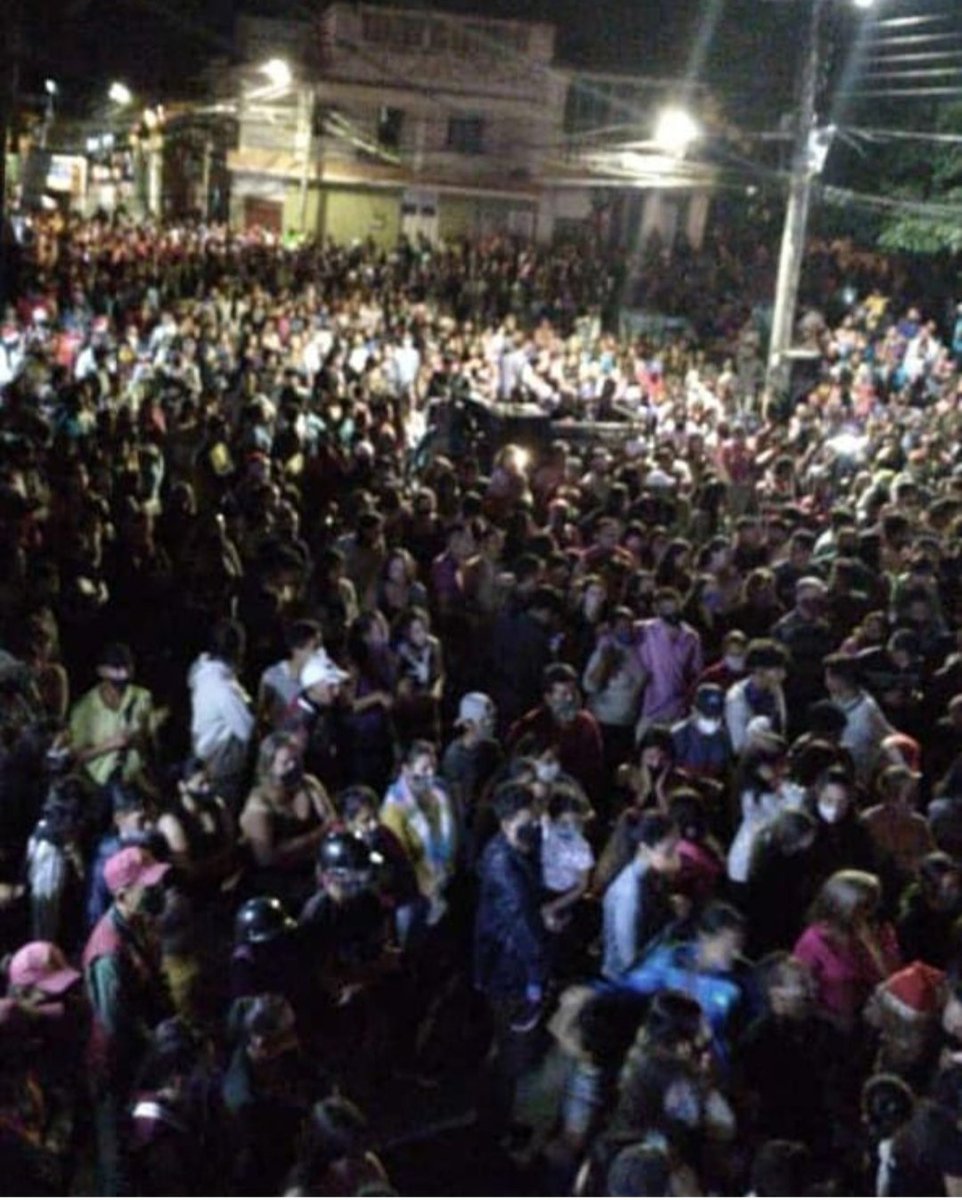 Sivolicarmenm's tweet photo. #DENUNCIO. La inrresponsabilidad del Alcalde del Municipio #CampoElías #Merida de realizar #30Nov, este acto de masas, violatorio de las normas de Salud Pública en plena #pandemia del #COVIDー19, exponiendo a todos los habitantes de  #Ejido al riesgo de contaminación. 
@opsoms https://t.co/OnKYhRqraZ