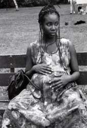 AngusKohm's tweet photo. #MadeInManitobaMonday

Barbara James (2003) by #WinstonWashingtonMoxam
&amp; #GerryAtwell 

#Storma #RossMcMillan #BeverlyNdukwu #StefanieWiens &amp; #DainaLeitold

Barbara is single, hip and pregnant. One day her unborn baby stops moving...

#CdnFilm
Shot in: #Winnipeg #Manitoba https://t.co/JazpanrOBU