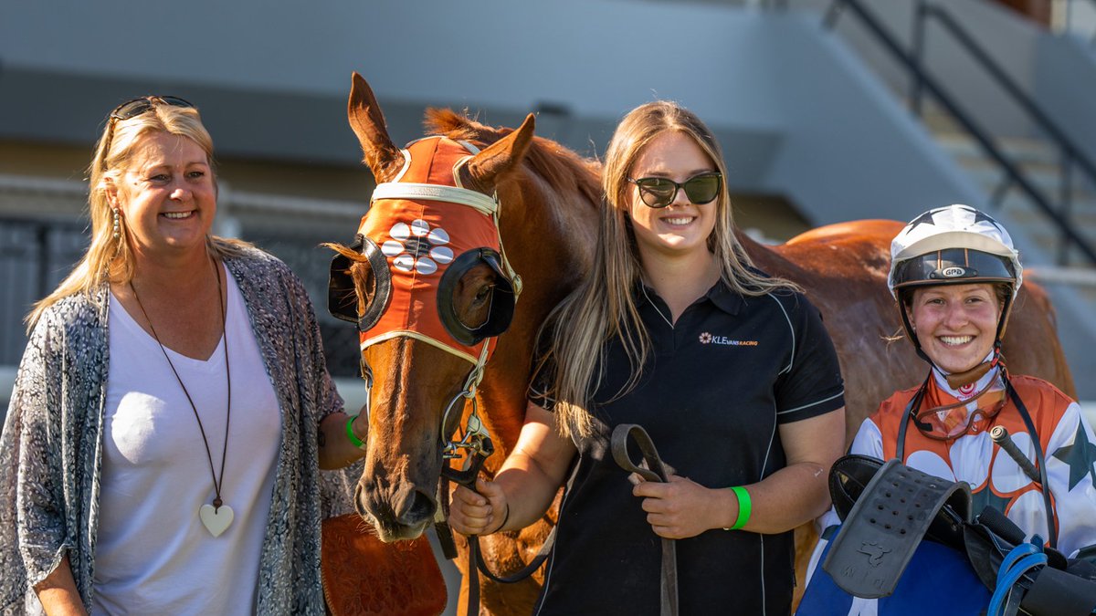 RacingSA's tweet photo. Crowds are welcome back at SA racing! 🎉

A number of requirements are in place to ensure the safety of all patrons.

FULL INFO | https://t.co/wL47VGWEZi https://t.co/zszwleXHva