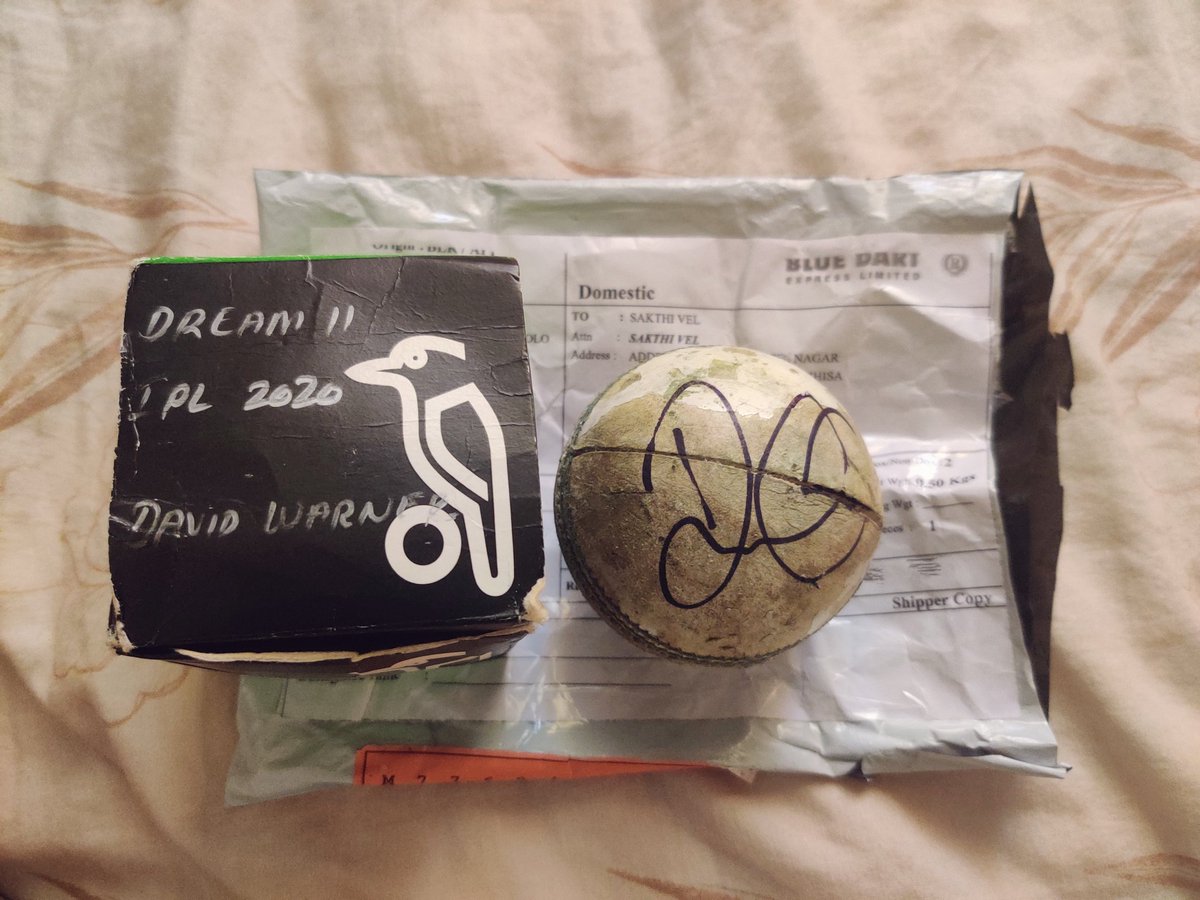 Sakthivj031's tweet photo. @unacademy you simply made my year so fair they featured me in #IPLFINAL2020 and Getting a personalized message from Indian Vice Captain Hit-man @ImRo45 and More over you sent me IPL2020 Final
Match Ball Singed by @davidwarner31
#LetsCrackIt #Unacademy
#UnacademyFanOfTheMatch https://t.co/n2g5ExRnc0