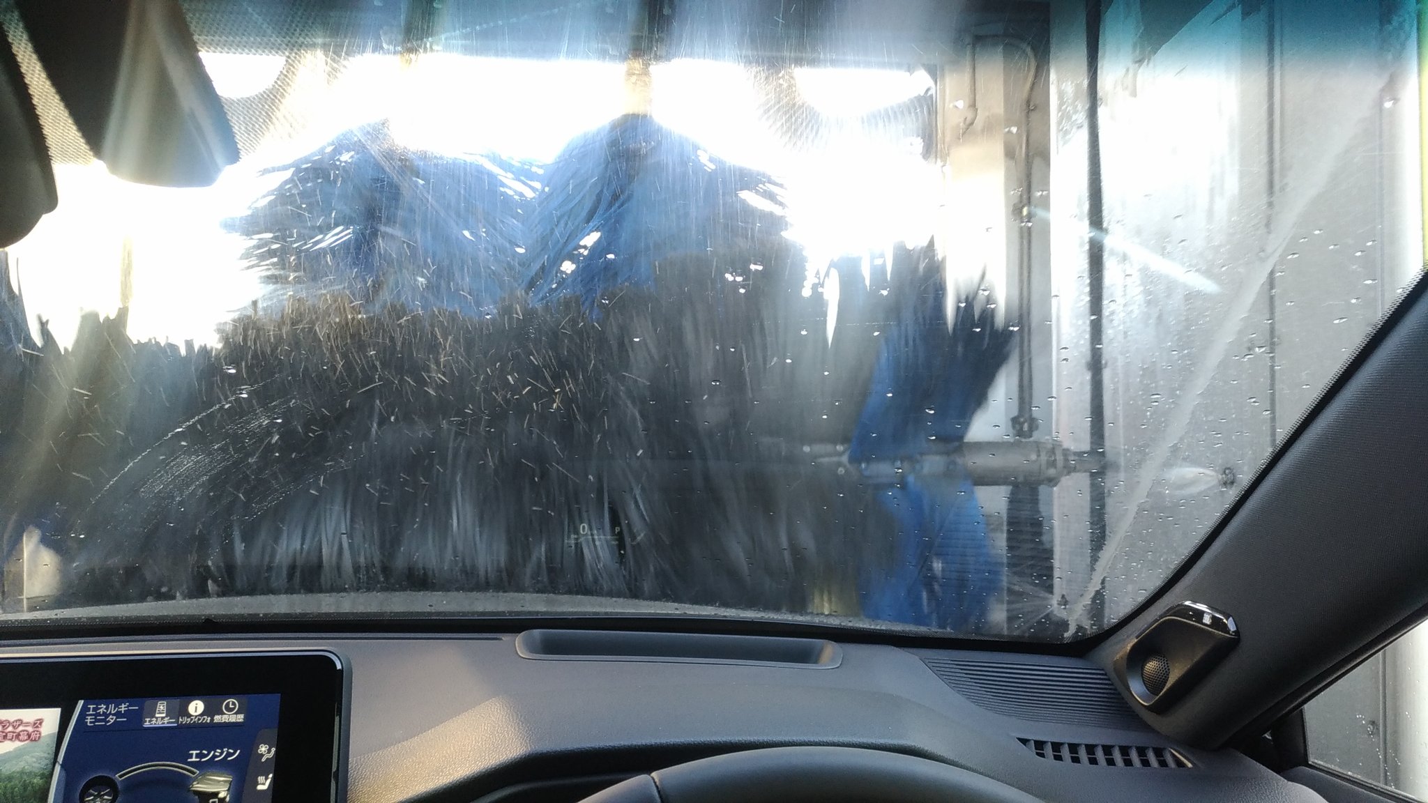 とにさん 納車後はじめての洗車機 新型ハリアー T Co K0iey8pq0q Twitter