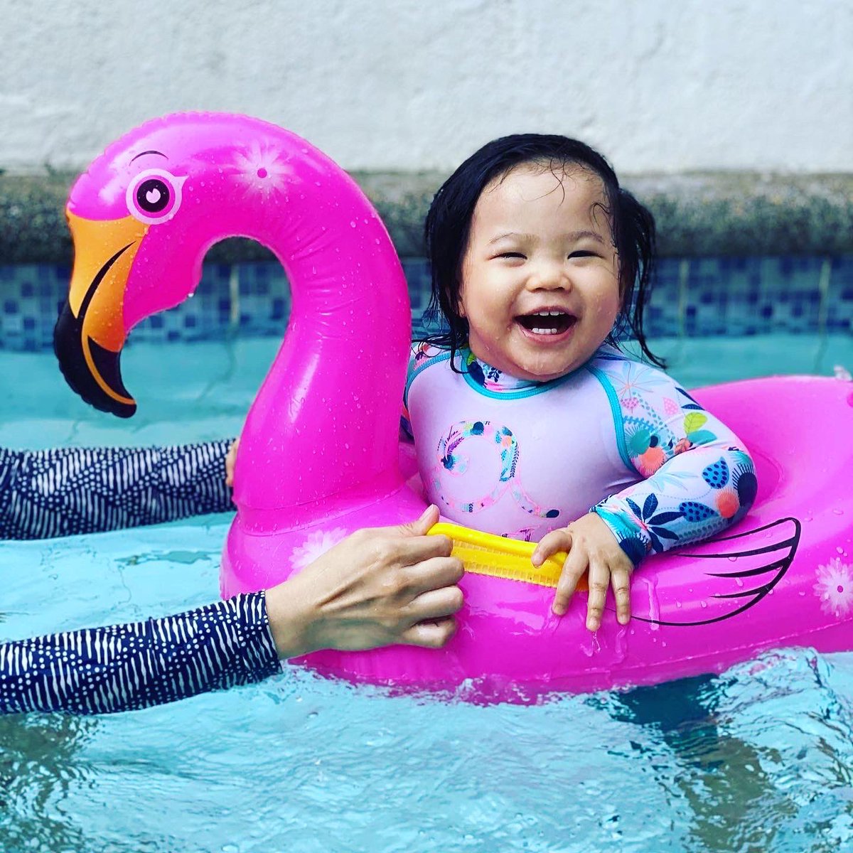joanavi_miranda's tweet image. These two enjoy swimming so much. I love you both. 

#paichiness #paichikids #pandemicedition #privatepool #privateresort