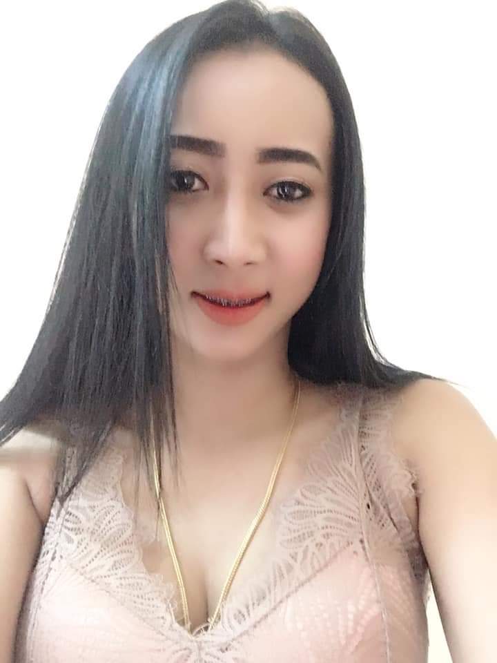 NakhokSi's tweet photo. เมีย​ใคร​คับเนี่ย​รอบจัด​จริงๆ https://t.co/P6ZUouy6Ob