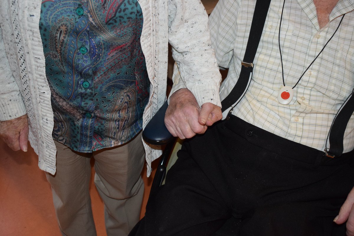 Oude en Nieuwe Land on Twitter "Het echtpaar Flach uit Lelystad