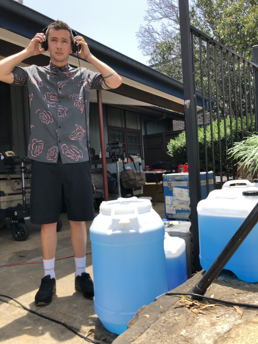 ImAndreaaaaaR's tweet photo. A nadie le importa peeeero, hoy cumple años una de las personas por las cual vale la pena ser básica, Tyler y su música son magia, HBD a mi sugar🥰
#TylerICare 🇲🇽
.
.
.
Siiiii, soy bien básica, bye. https://t.co/ySg0BllySJ