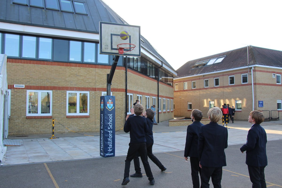 hallifordhead's tweet photo. Day 4 of our 12 Days of Inter-House Challenges saw students take on the Basketball Hoop Challenge on our basketball courts in the glorious sunshine. 

#basketball #schoolcompetition #12daysofchallenges https://t.co/gUkd7LrJ3R