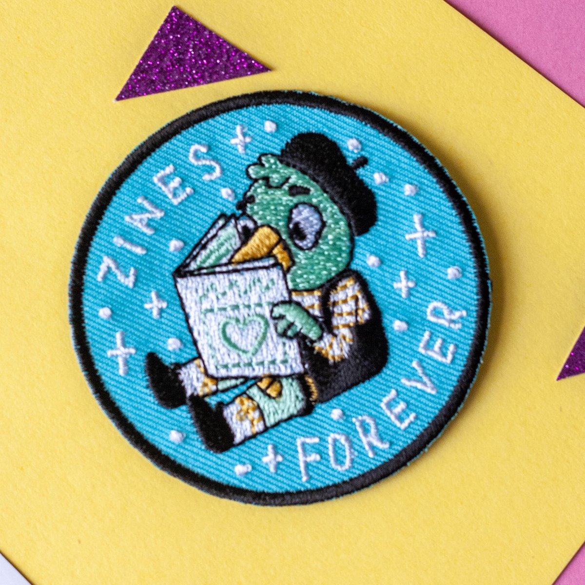 I think we can all agree that this 'Zines Forever' patch is the best thing ever...

Available from our friends <a href="/PenFight/">Pen fight</a> distro:
penfightdistro.com/shop/zines-for… 👈