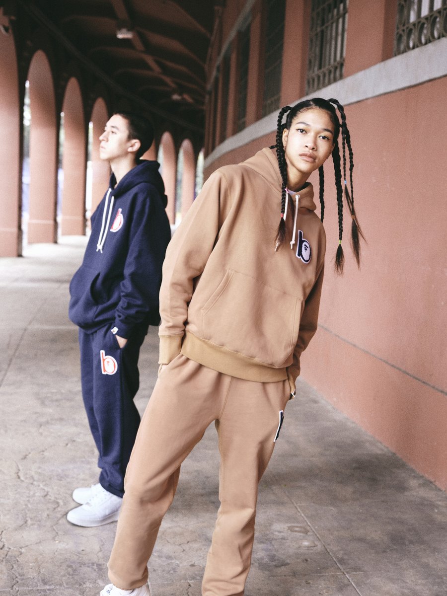 BAPEOFFICIAL's tweet photo. “‘b’ COLLECTION” 
The minimalistic design and theme are features on a wide range of basic and versatile items for your wardrobe. The new collection is now available.

https://t.co/k3WCD5bL48

#bape #abathingape #bcollection https://t.co/q4PscrYe4A