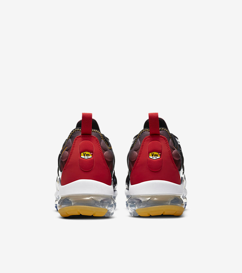 vapormax plus footaction