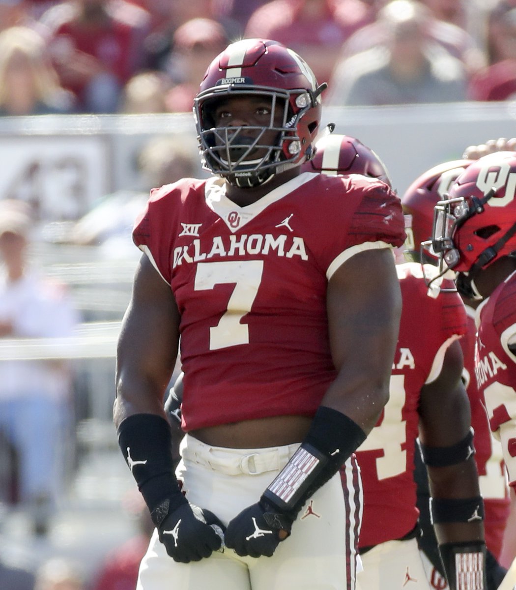 PFF_College's tweet photo. Highest-graded power five defensive lines
1. Ohio State - 89.7
2. Oklahoma - 84.8
3. Pittsburgh - 83.6
4. Texas - 82.7
5. Georgia - 82.2 https://t.co/qZJGRUj5Vj