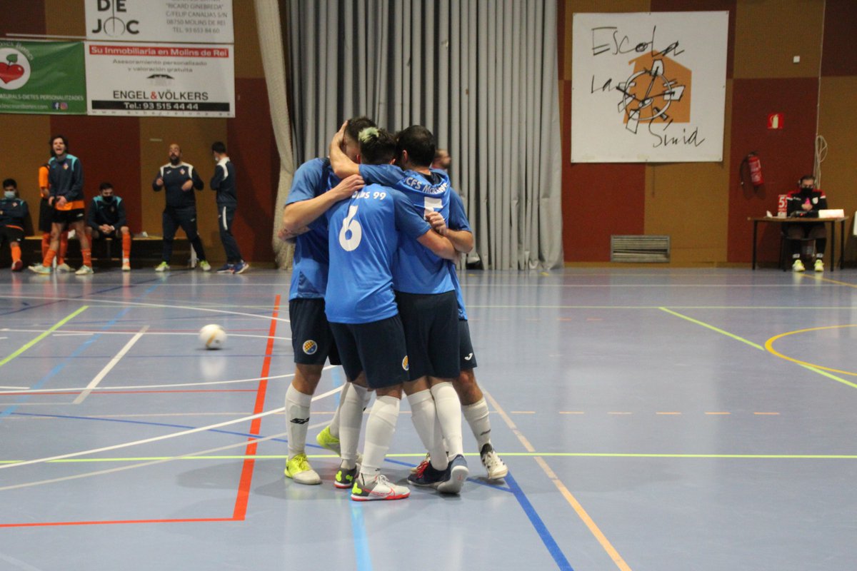 El <a href="/CFSMolins99/">CFS Molins 99</a> aconsegueix la primera victòria del curs a La Sínia

🔗 viumolinsderei.com/2020/12/01/el-…