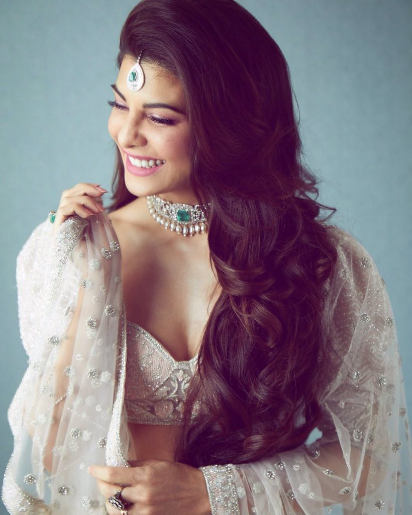 buzzsouk's tweet photo. For some exciting news, @asli_jacqueline who was already juggling with 3 films has now come on board for a 4th one with #BachchanPandey and we are in complete awe! https://t.co/acM6CgqfUg