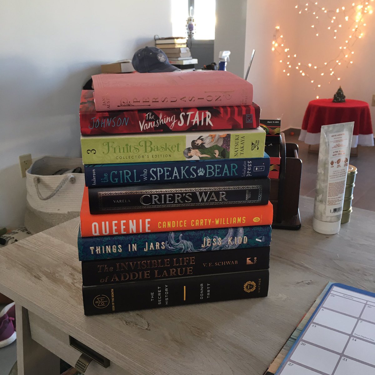 BethkeBrambles's tweet photo. Last minute TBR changes are always fun 😅 #teamsnowflake https://t.co/Hbat8yW15S
