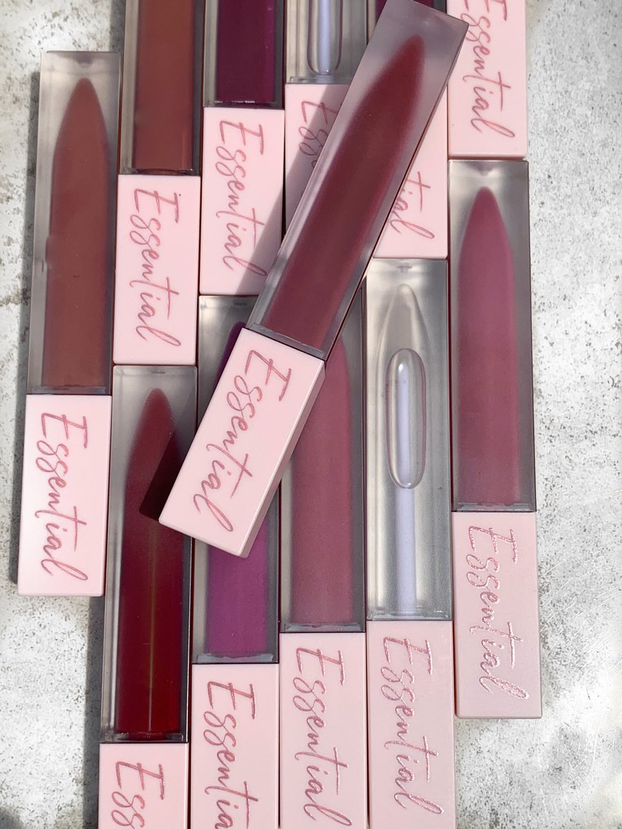 such_essentials's tweet photo. We love colour 💋 💋 

Shop online: https://t.co/xH68vOFARd 
Follow us on Insta: @suchessentials_ https://t.co/dMpa9HCjoj