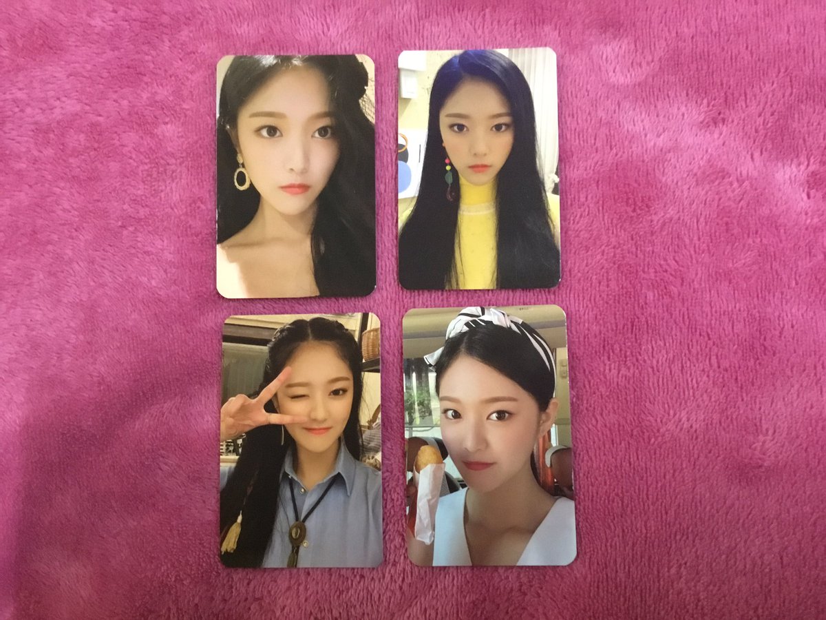 Monthly Girl LOONA - HyunJin (Single Album)  CD+Photobook+Photocard : Beauty & Personal Care