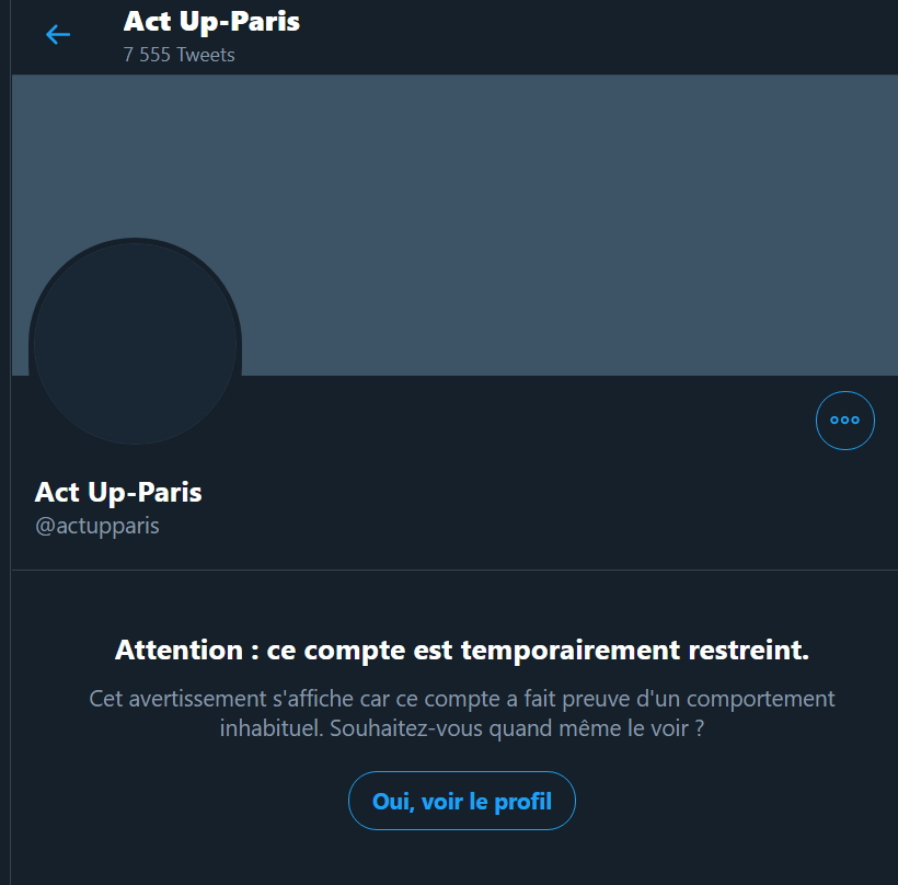 Pour le #1erDécembre, rien ne nous sera épargné, cette fois c'est <a href="/actupparis/">Act Up-Paris</a> qui se voit restreint. 
Cette année, les associations de lutte contre le #VIH #Sida ont été particulièrement touchées par la #censure sur les plateformes.
A quand une discussion avec @TwitterFrance?