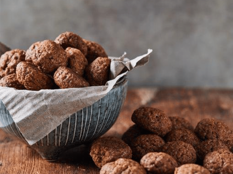 Suggesties's tweet photo. CooleSuggesties: Recept: Vegan kruidnoten van Miljuschka Witzenhausen - https://t.co/7yufGs6UhZ #Snacks #Snoep #Veganistisch @MiljuschkaW @floraplantbased https://t.co/Wp0S8kzuzk