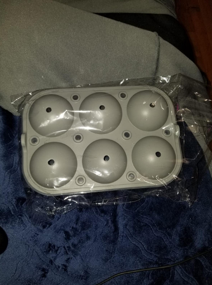 They came out pretty nicely, and they are a nice size. Make sure you freeze the recommended time. I tried one after only a few hours, and wasn't frozen on the inside, so it only worked for one drink before melting completely.

#iceball #homeMade 
#giveaway #DIY #Review