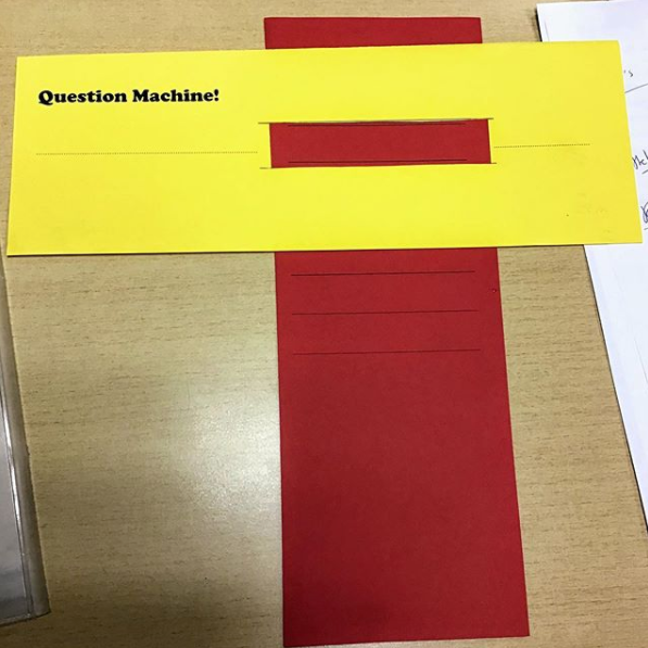 HelenTeachesEng's tweet photo. Question Machine craft, TYLEC Course, British Council Madrid. Looking at language-based crafts encouraging young learners' speaking this time last year.
#TYLEC #Craft #artsandcrafts #questionmachine #teachingidea #craftideas #artideas #teacherlife #TYLECcourse #younglearners #ELT https://t.co/jrgtbwvHfX