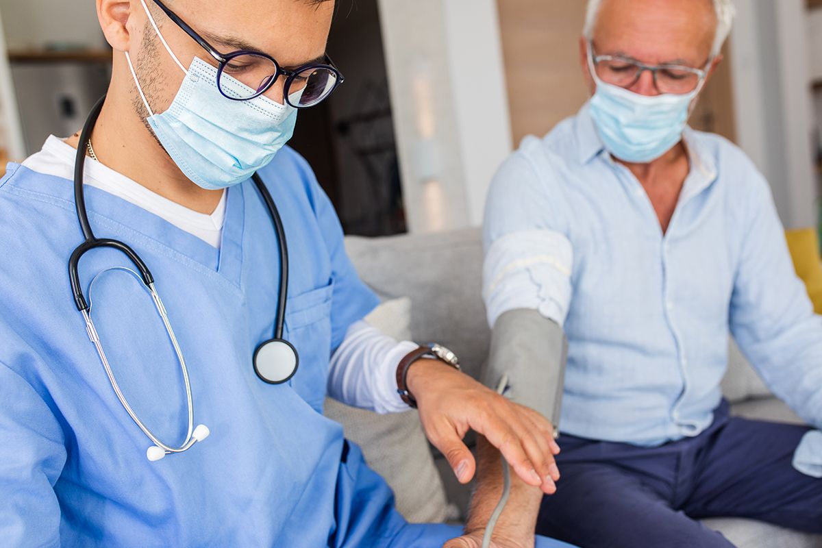 Apply today for Advanced Clinical Practitioner to join our #HomeVisiting Service in #Whiteley. Working independently via phone, face to face or home visits, you'll deliver safe, #clinical decision-making &amp; #expertcare to a high standard. buff.ly/36p5fCO #healthcarejobs