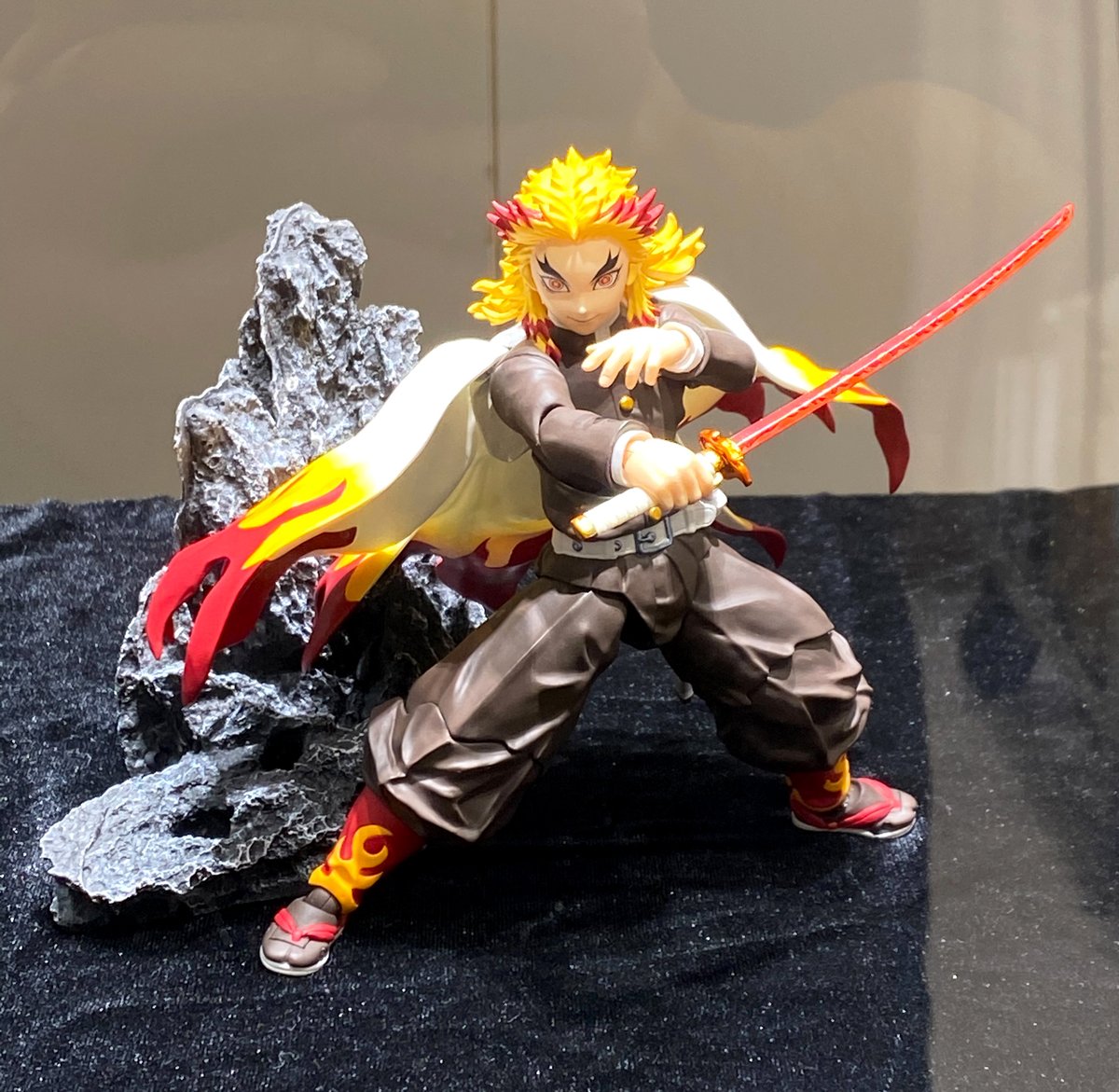 アニプレックスプラス 展示情報 Tvアニメ 鬼滅の刃 全集中展 福岡会場 には1 12スケールアクションフィギュア Buzzmod シリーズより 煉獄杏寿郎 も初展示です 自在に動く素体と豊富なオプションパーツが付属 是非お手元で劇中再現を 詳細 アニプレックスプラス 展示情報 Tvアニメ 鬼滅の刃 全集中展 福岡会場 には1 12スケールアクションフィギュア Buzzmod シリーズより 煉獄杏寿郎 も初展示です 自在に動く素体と豊富なオプションパーツが付属 是非お手元で劇中再現を 詳細