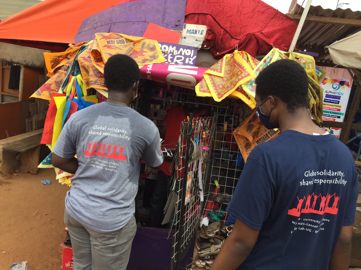 Quaye_Lab's tweet image. Students and research fellows @WACCBIP_UG interact with the public in Madina and East Legon, Accra.... all about #HIV #WorldAIDSDay2020
