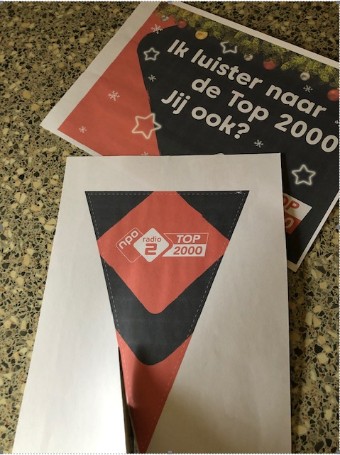 EdwinEgging's tweet photo. Druk aan het knippen geslagen en ondertussen luisteren naar @NPORadio2. Binnenkort weer de @Top2000nl. En nog wel 8 uur langer dan normaal! Yes, kan niet wachten. https://t.co/N4VGeUpvav