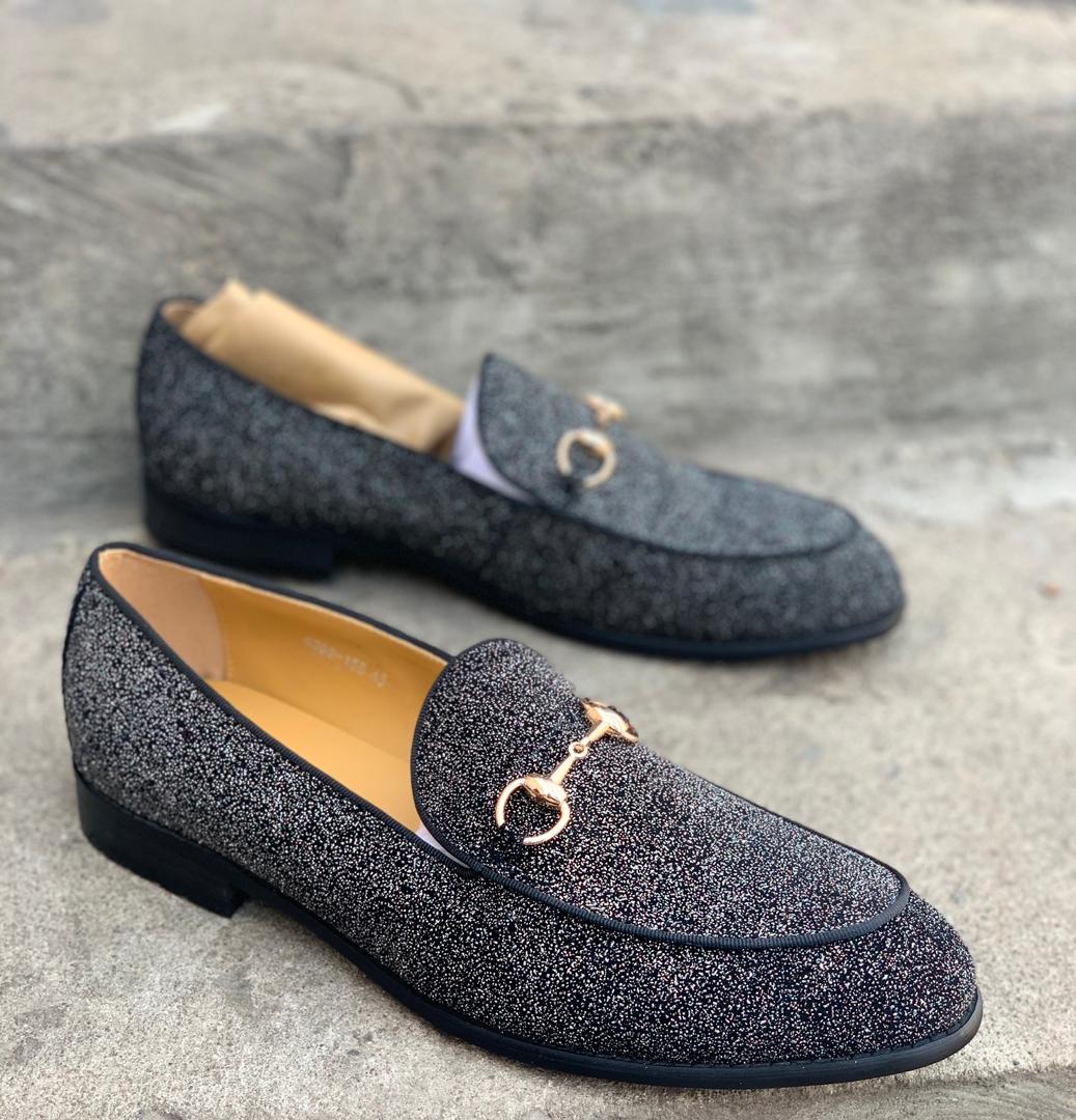 tbtcollections1's tweet photo. QUALITY &amp; CLASSIC #FOOTWEARS AVAILABLE AT #TBTCOLLECTIONS 👞

CONTACT 🔢 - { +233 (0) 261 132 902} 

DIFFERENT SIZES, COLOURS &amp; TYPES AVAILABLE!

#ShattaTuesdayMarket 
@shattawalegh https://t.co/Lmz8zTv4Gz