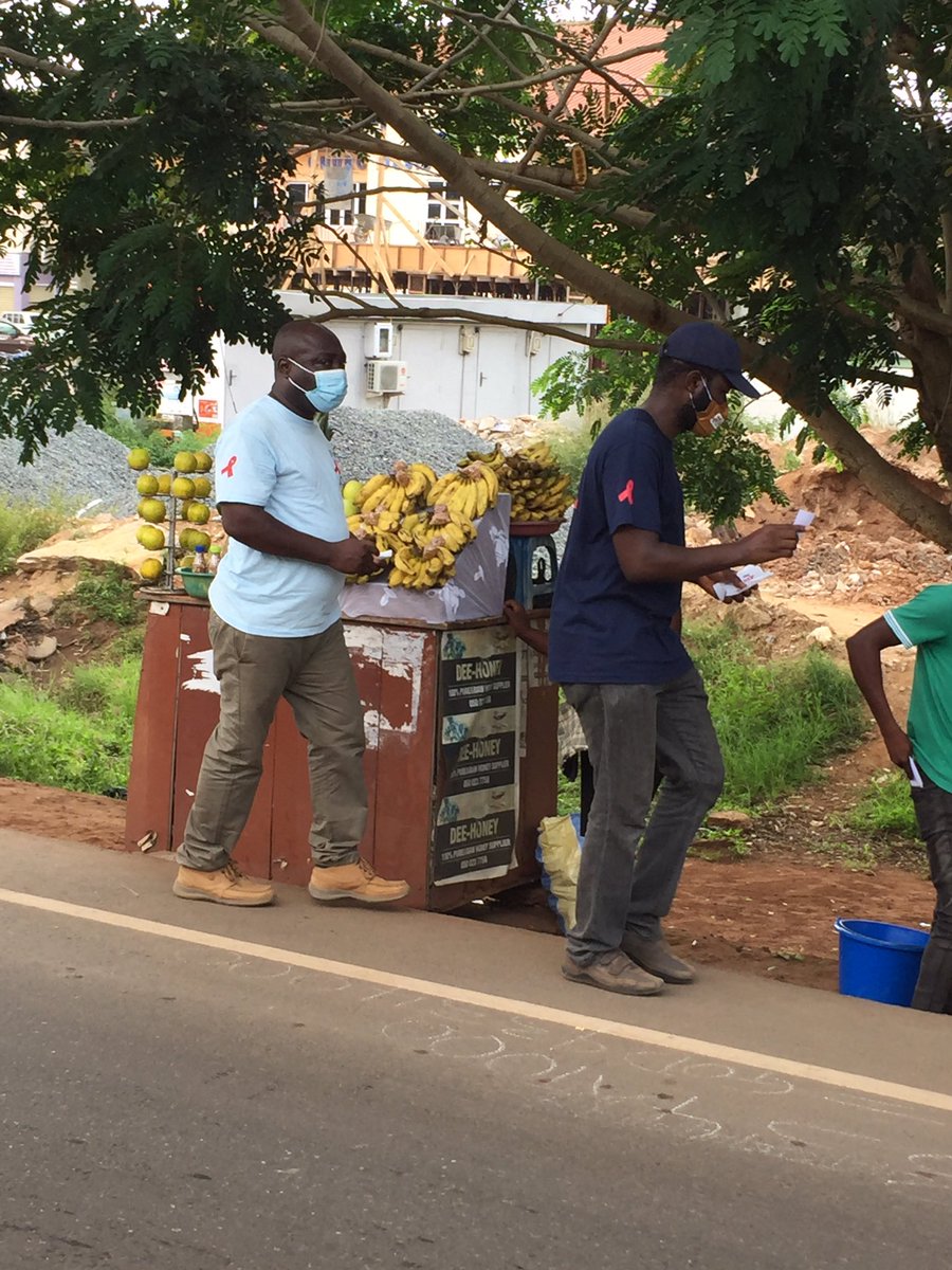 Quaye_Lab's tweet image. Behind the masks are truly lovely people.... passionate about their work.... it’s all about #HIV . Raising awareness in East Legon, Accra. @UnivofGh @WACCBIP_UG #WorldAIDSDay2020