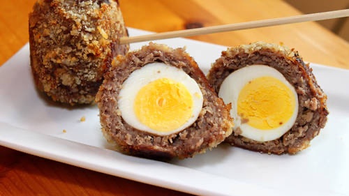 Arguing over Scotch egg: Tory MP &amp; govt min. Michael Gove quizzed on Good Morning Britain today w/ Piers Morgan on what constituted a ‘substantial meal’ (for pubs) couldn’t describe it - except was “well defined under law.” Does he have any clue? You’d think he’d have the facts.