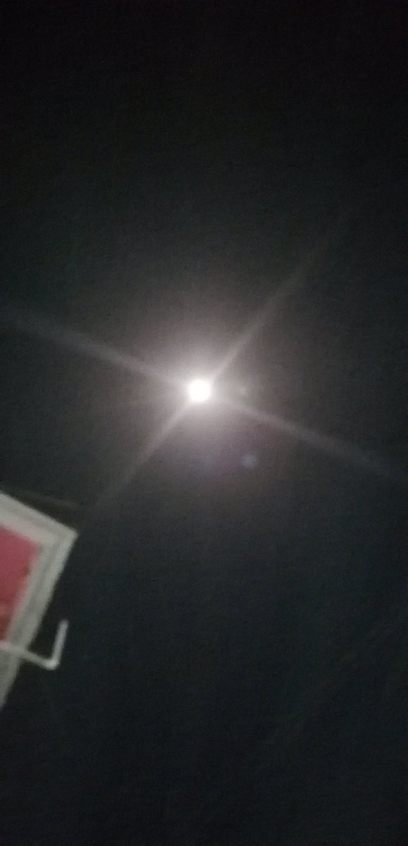 RiWitchy's tweet photo. #fullmooningemini #November30th
#beautiful https://t.co/JT4zJSRVba