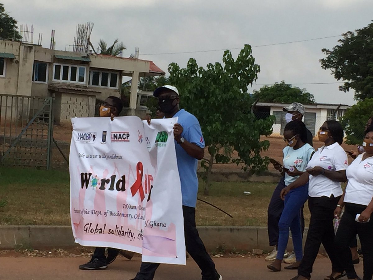 Quaye_Lab's tweet image. Let’s play a game of “unmasking” and show me the head of biochemistry dept @UnivofGh @WACCBIP_UG . #WorldAIDSDay2020 awareness march through the streets of Madina and East Legon, Accra.