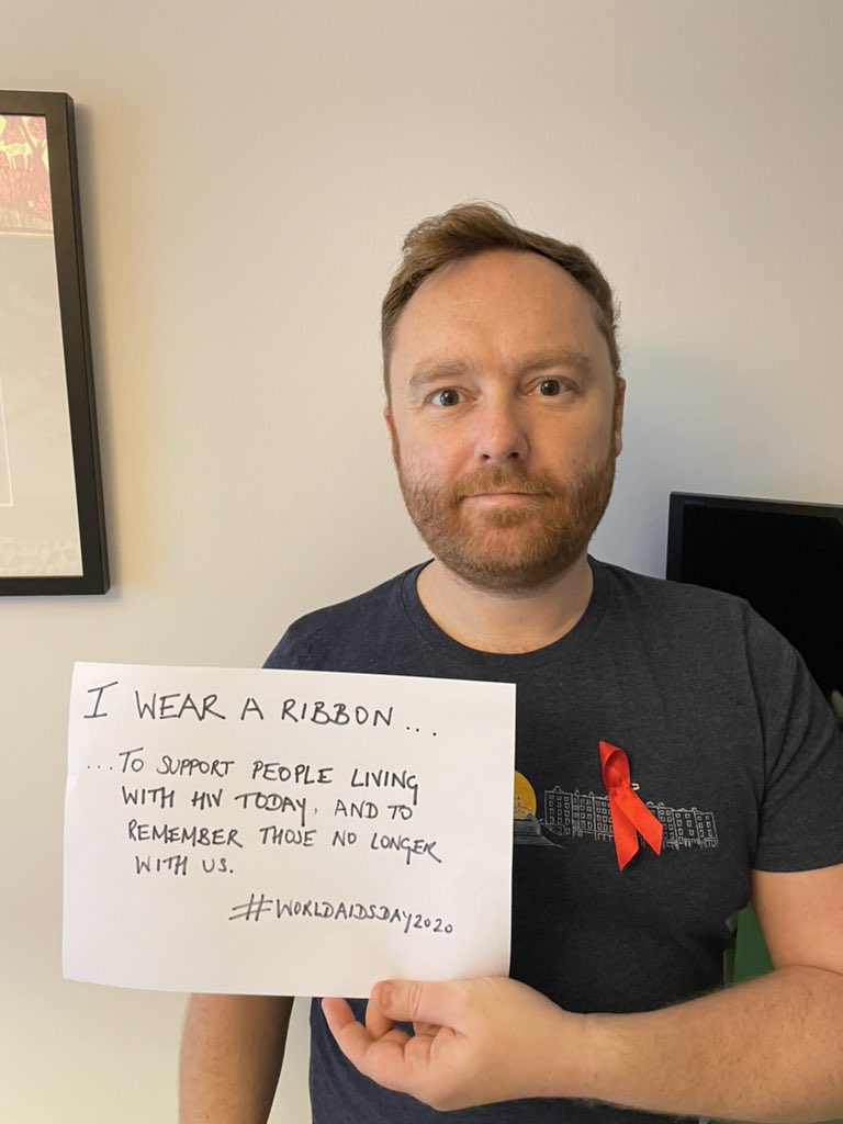 sparkly's tweet photo. Proud to celebrate and support @TheFoodChain this #WorldAIDSDay2020. Text REDRIBBON to 70460 to donate &amp;
£2. Texts cost £2 plus a standard rate message. https://t.co/lcXfMtKv2C