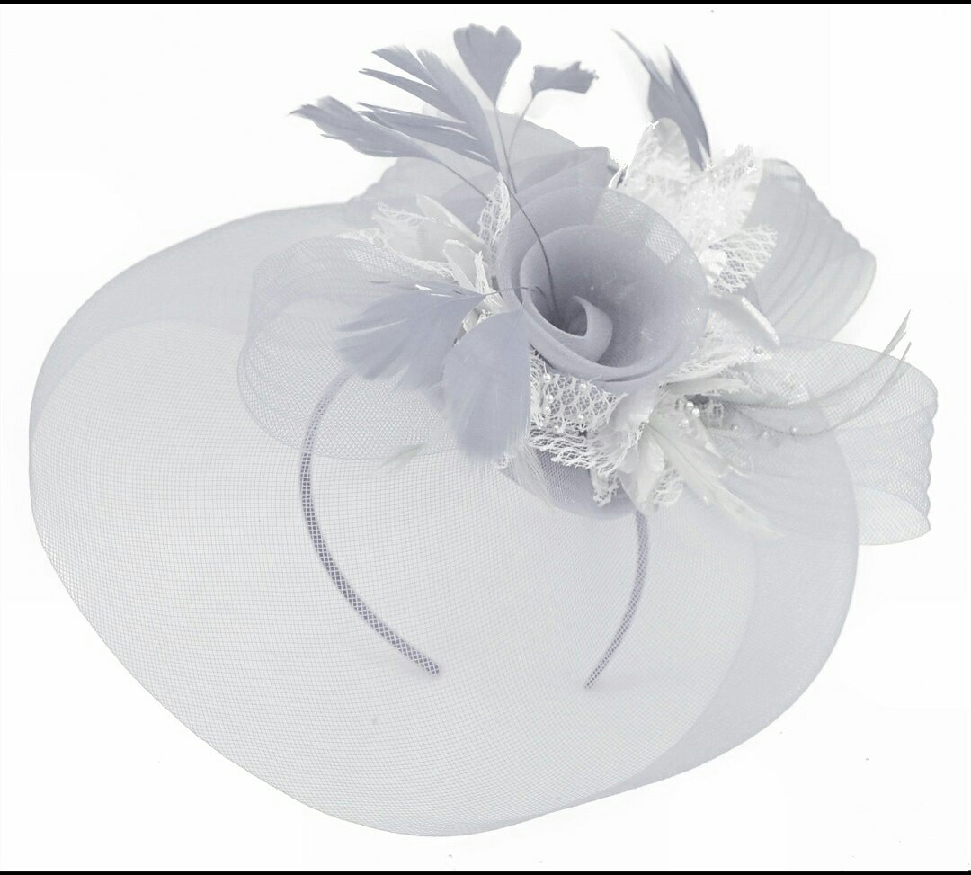 estizzles's tweet image. Happy new month....
Let this month be crowned with God's goodness IJMN.Amen....