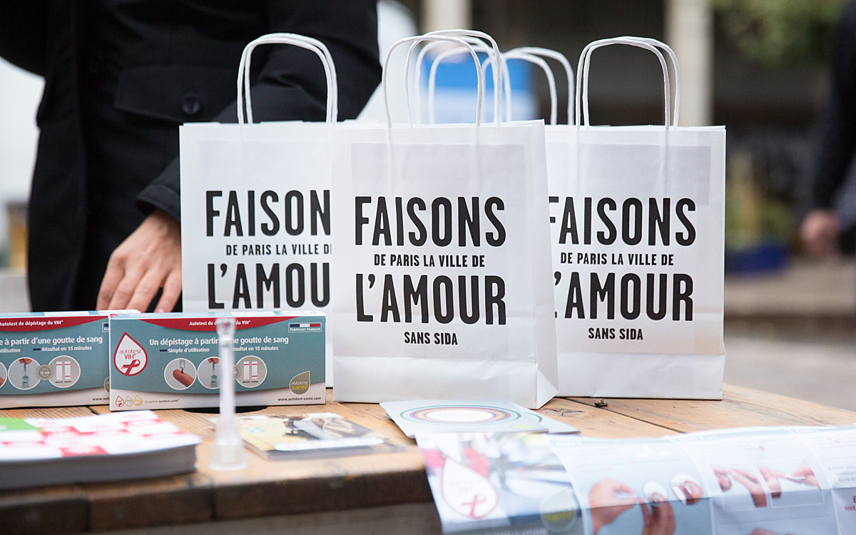 🎗❤️ Faire de <a href="/Paris/">Paris</a> la ville de l'amour sans #sida, c'est l'objectif d'ici 2030 ! En ce 1er décembre, retrouvez toutes les infos sur les lieux de dépistage, les permanences d’écoute, et la programmation de l’asso <a href="/Aremedia1/">Aremedia</a> à #Paris10 #WorldAIDSDay2020 ⤵️ bit.ly/3lozbDu