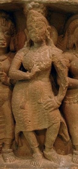 Here you see  @LavanyaBallal , this sculpture from Gupta Period shows Chudidar & Kurta? Do you know how early were Guptas from Mughals?