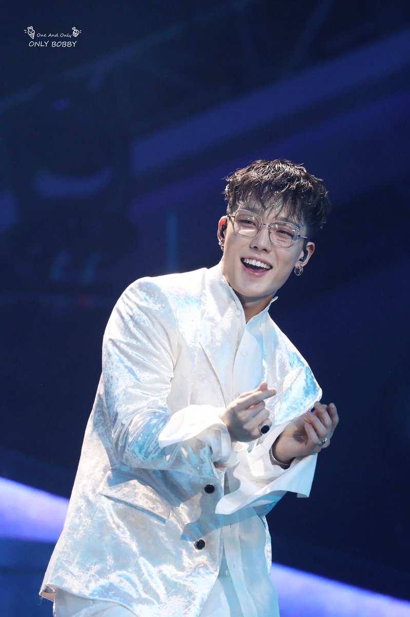 181201  #BOBBY at MMA 2018ㅡ superior looks in white suit <thread> #iKON  #아이콘  @YG_iKONIC