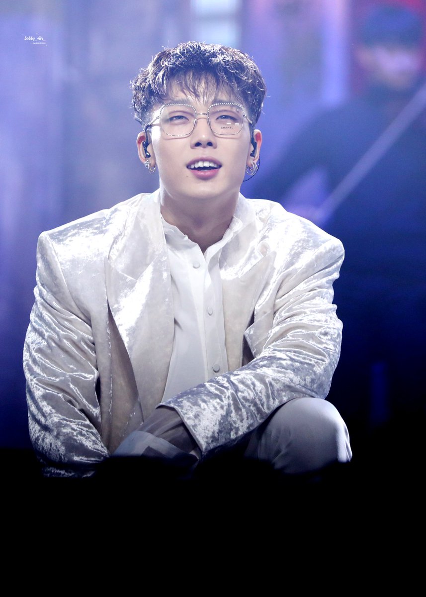 181201  #BOBBY at MMA 2018ㅡ superior looks in white suit <thread> #iKON  #아이콘  @YG_iKONIC