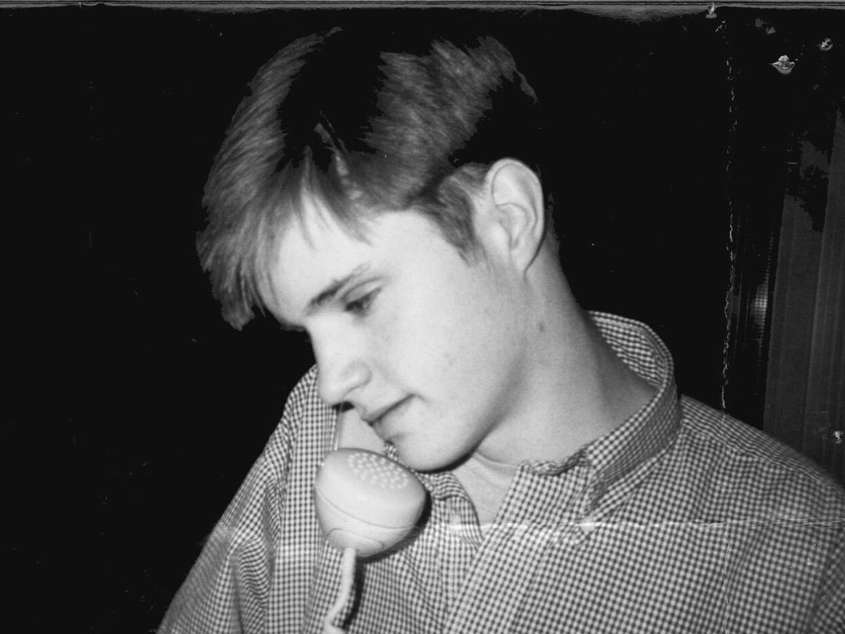 SgtJPonsioen's tweet photo. December 1 #MatthewShepard would have been 44 years old. His life was cut violently short due to hatred and fear. #homophobia is still alive around the world, but you can do your part to help stop it. 
Plz RT to spread the message to end homophobia and #erasethehate https://t.co/xd7iOuwuIP