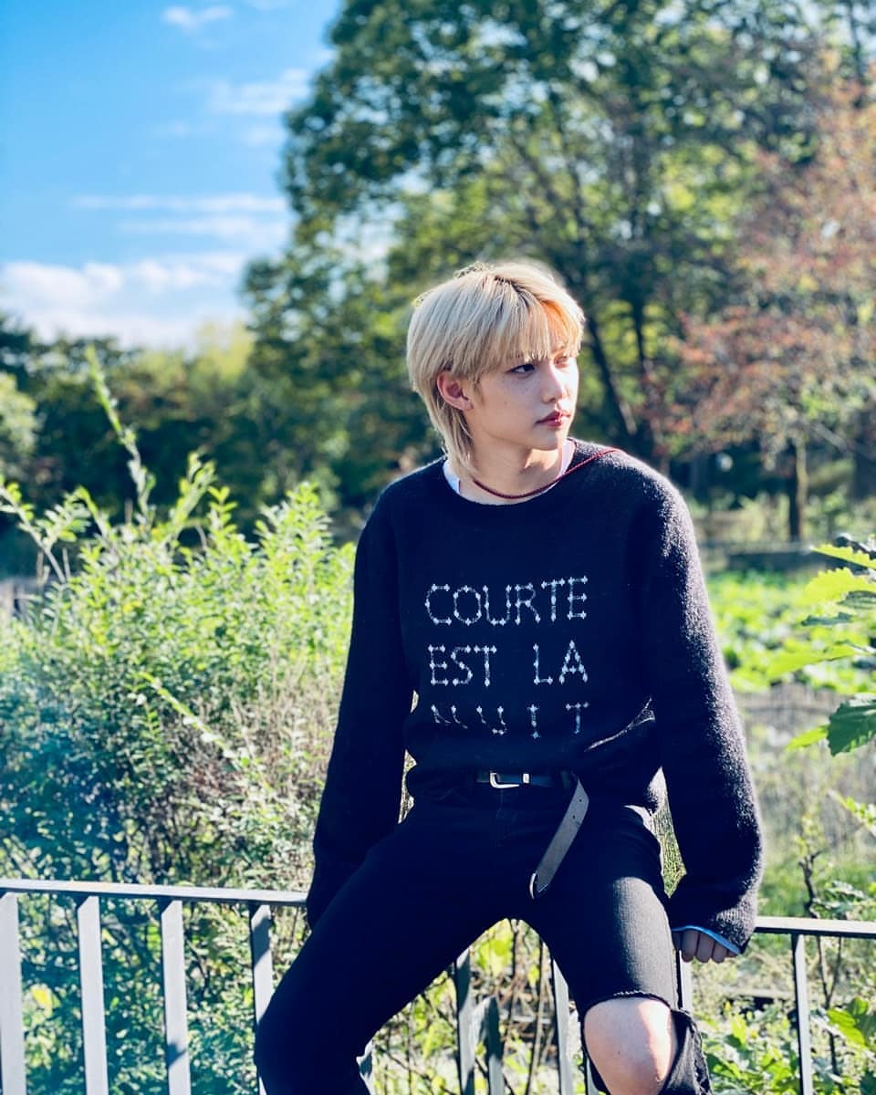 Felix_Thailand's tweet photo. [📸] 201201 realstraykids Instagram Update

"💙🤍 🌻
#straykids # stay #felix # แสงตะวัน"

https://t.co/xyBB2J3PLD

#StrayKids #스트레이키즈 #Felix #필릭스 @Stray_Kids https://t.co/rwPEOVQ04h