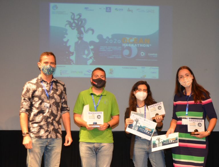 CORI_news_'s tweet photo. ¡Mucha suerte 🍀al equipo de Cartagena este viernes con su reto de geolocalización de caballitos de mar en la final del #OceanHackathon2020 🌊🌏#Brest @CampusMer #Oceanografía #BlueEconomy #Ods14 https://t.co/A3nN2h3HFD https://t.co/jvg39hOK0H
