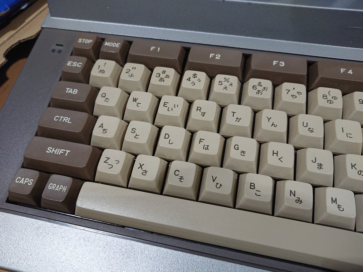 Mosa 昨日のpc 6001mkii キーボード部分だけ欲しいな 二色成形と思われるキーキャップの触り心地が悪くない キースイッチは導電接点付きのゴム椀だから 例によって経年劣化するらしいけど Mosa 昨日のpc 6001mkii キーボード部分だけ欲しいな 二色成形と思われるキーキャップの触り心地が悪くない キースイッチは導電接点付きのゴム椀だから 例によって経年劣化するらしいけど