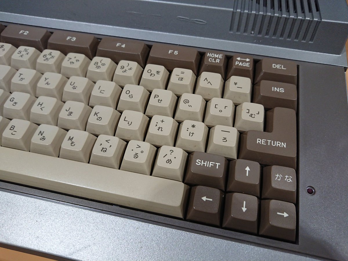 Mosa 昨日のpc 6001mkii キーボード部分だけ欲しいな 二色成形と思われるキーキャップの触り心地が悪くない キースイッチは導電接点付きのゴム椀だから 例によって経年劣化するらしいけど Mosa 昨日のpc 6001mkii キーボード部分だけ欲しいな 二色成形と思われるキーキャップの触り心地が悪くない キースイッチは導電接点付きのゴム椀だから 例によって経年劣化するらしいけど