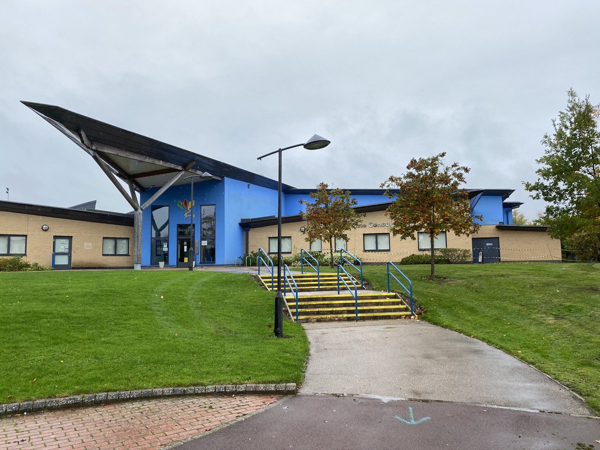 BreedonFire's tweet image. Great to see automated pedestrian gate works &amp;amp; enhancement to the vehicular gate commence today at @FlyingHighTrust @candleby lane school today. Thanks to the Trust for using @BreedonElec again, our 4th gate project across the Trust 👍